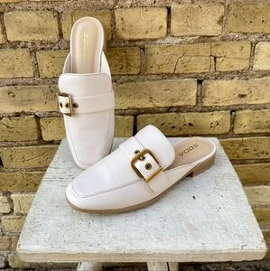 Soda Chantal Off White Mule Shoe Size 7 Womens Buckle Slides Slip On